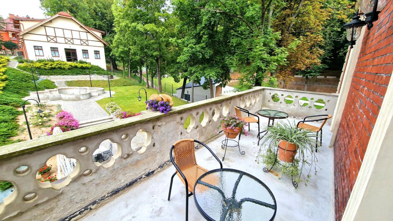 Hotel Charlotta Jedlina-Zdroj Exterior photo