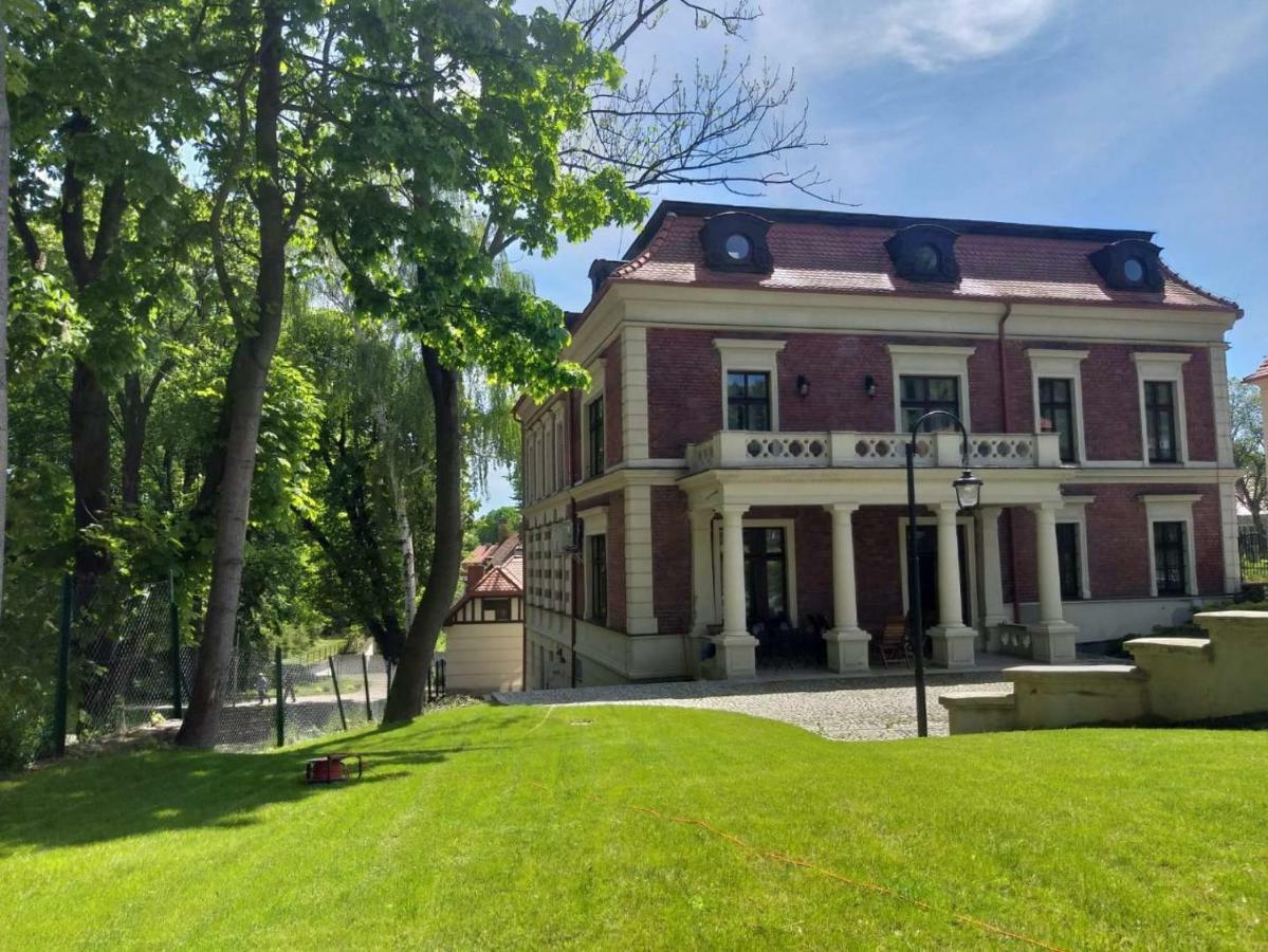 Hotel Charlotta Jedlina-Zdroj Exterior photo